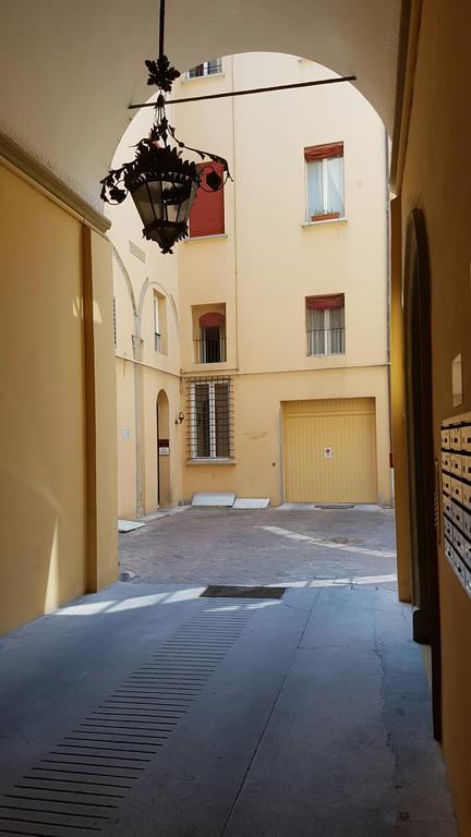Flatinbo Apartments - Santo Stefano بولونيا المظهر الخارجي الصورة